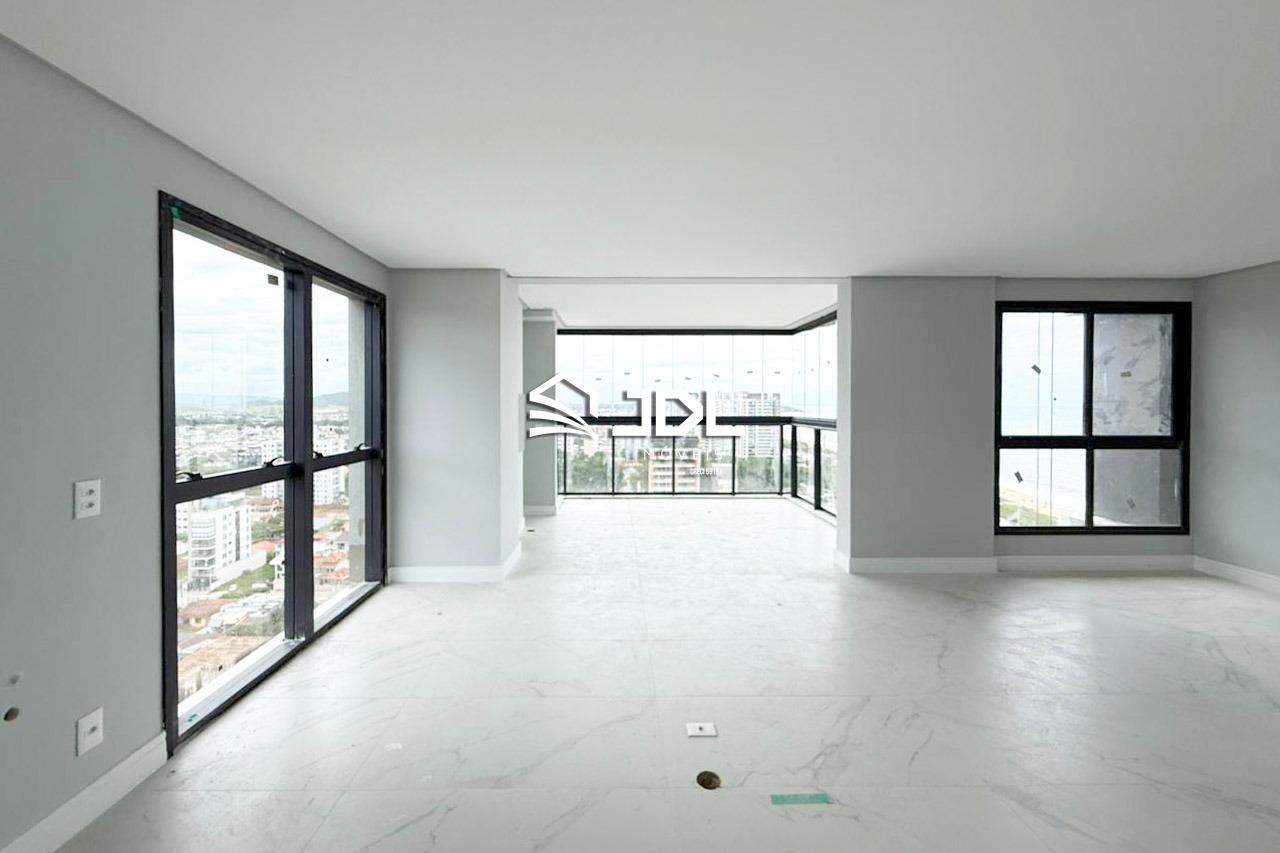 Apartamento à venda no bairro Itacolomi: 