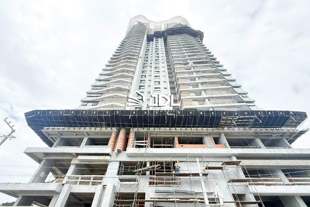 Apartamento à venda no bairro Praia de Armação do Itapocorói: 