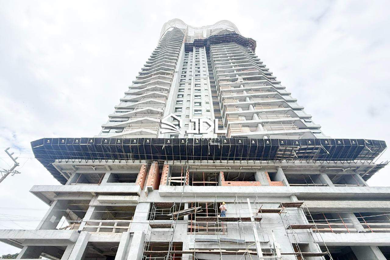 Apartamento à venda no bairro Praia de Armação do Itapocorói: 