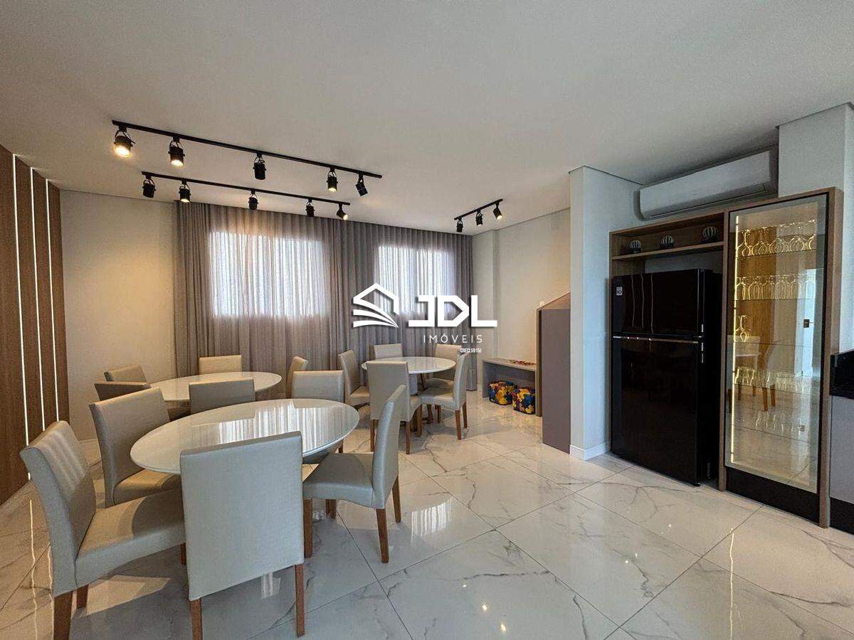 Apartamento à venda no bairro Centro: 