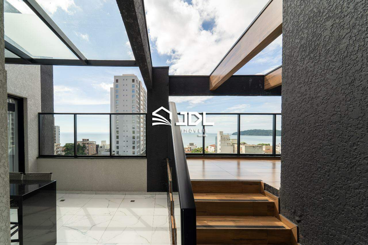 Apartamento à venda no bairro Centro: