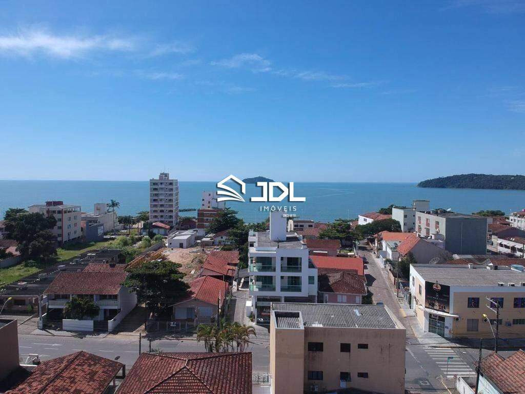 Apartamento à venda no bairro Centro: 