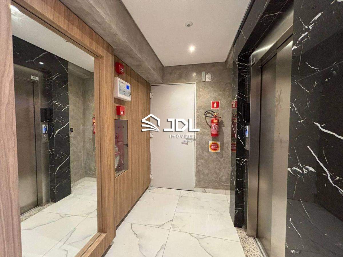 Apartamento à venda no bairro Centro: 