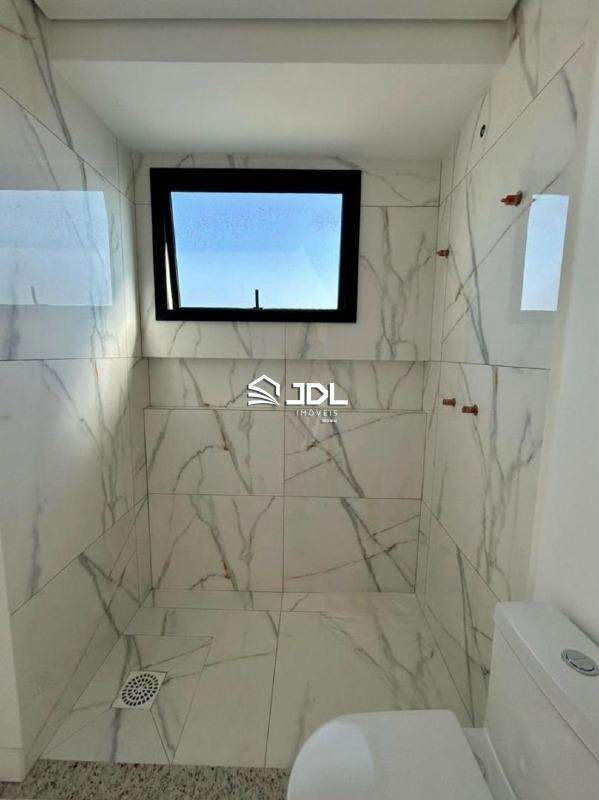 Apartamento à venda no bairro Centro: 