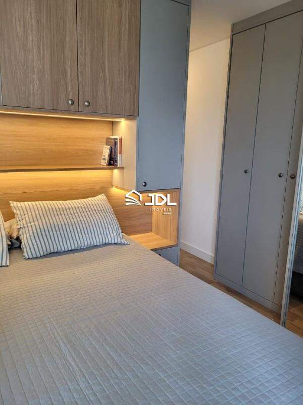 Apartamento à venda no bairro Centro: 