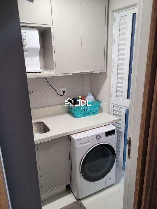 Apartamento à venda no bairro Centro: 