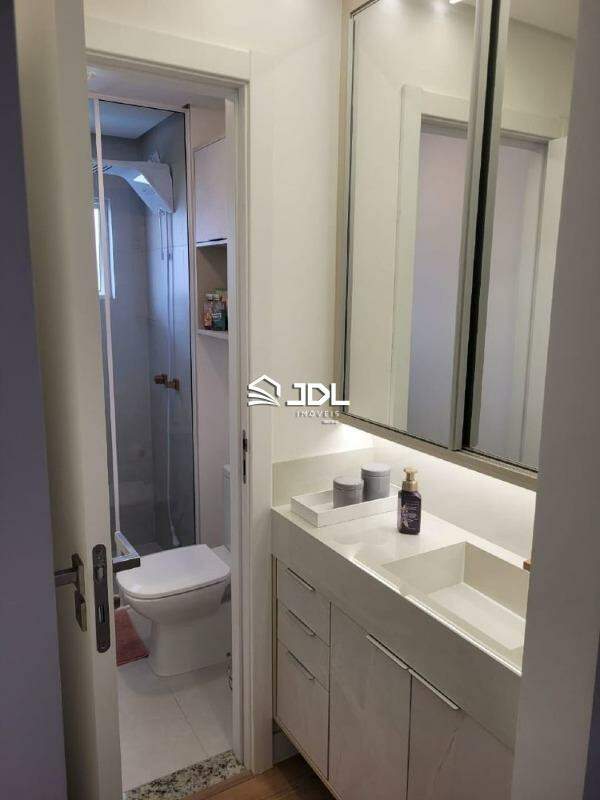 Apartamento à venda no bairro Centro: 