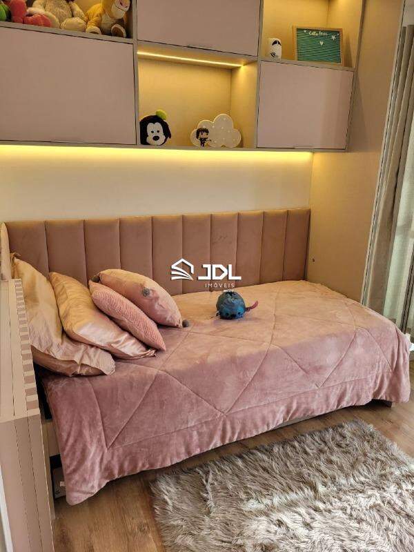 Apartamento à venda no bairro Centro: 