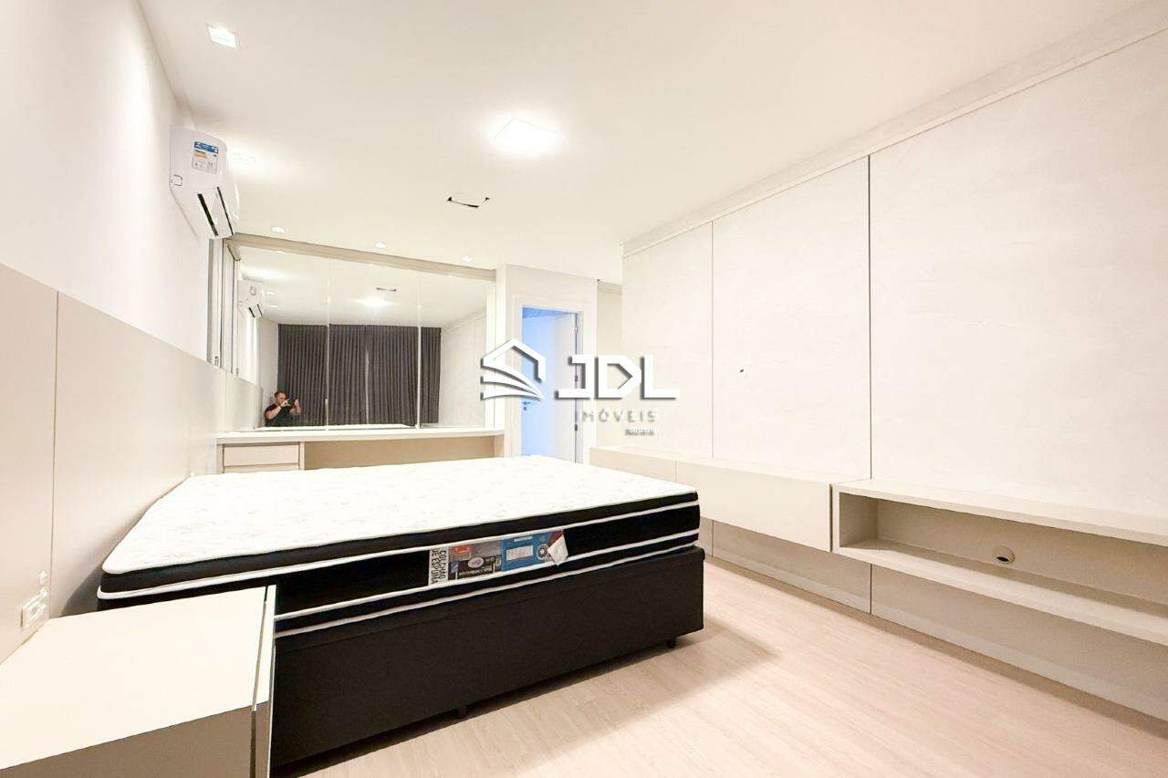 Apartamento à venda no bairro Centro: 