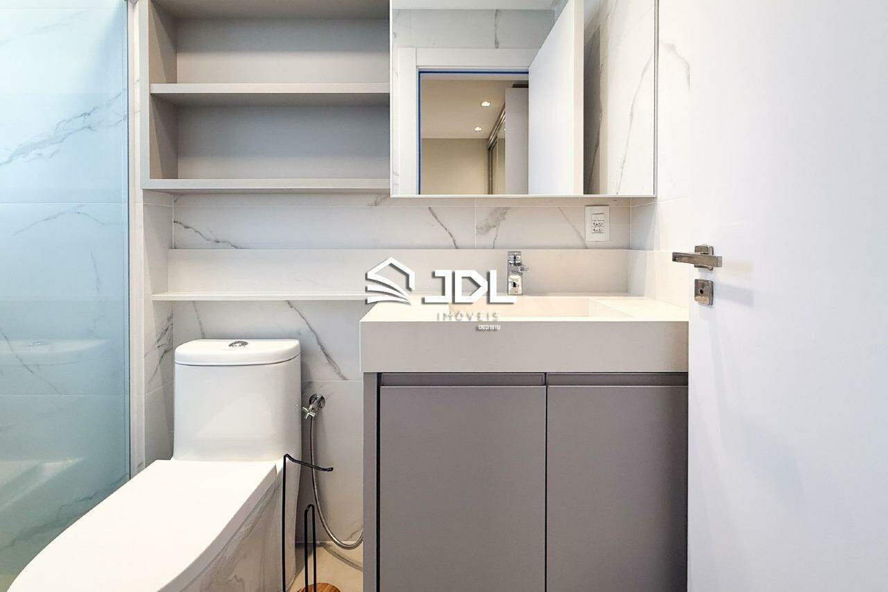 Apartamento à venda no bairro Centro: 