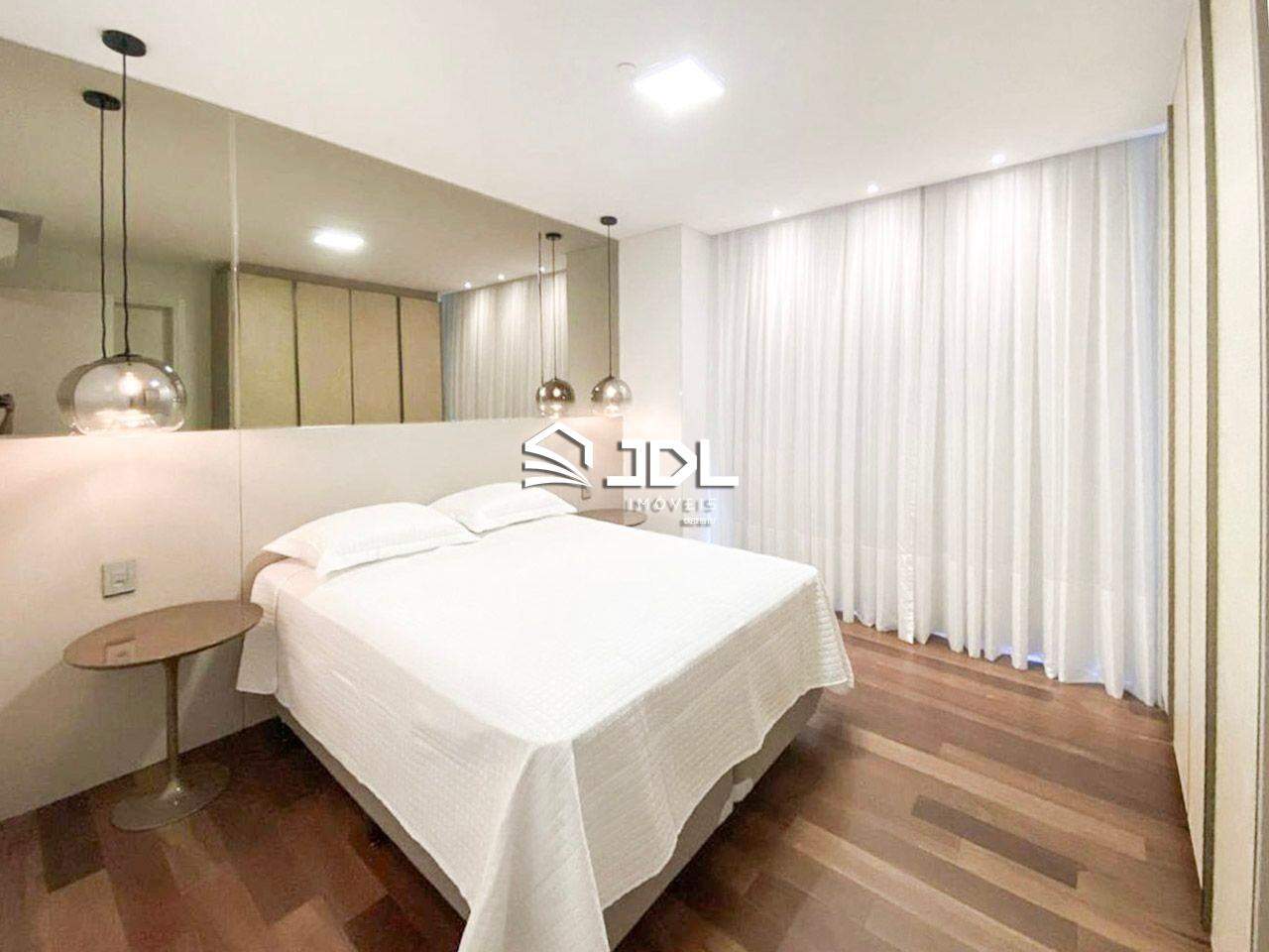 Apartamento à venda no bairro Centro: 