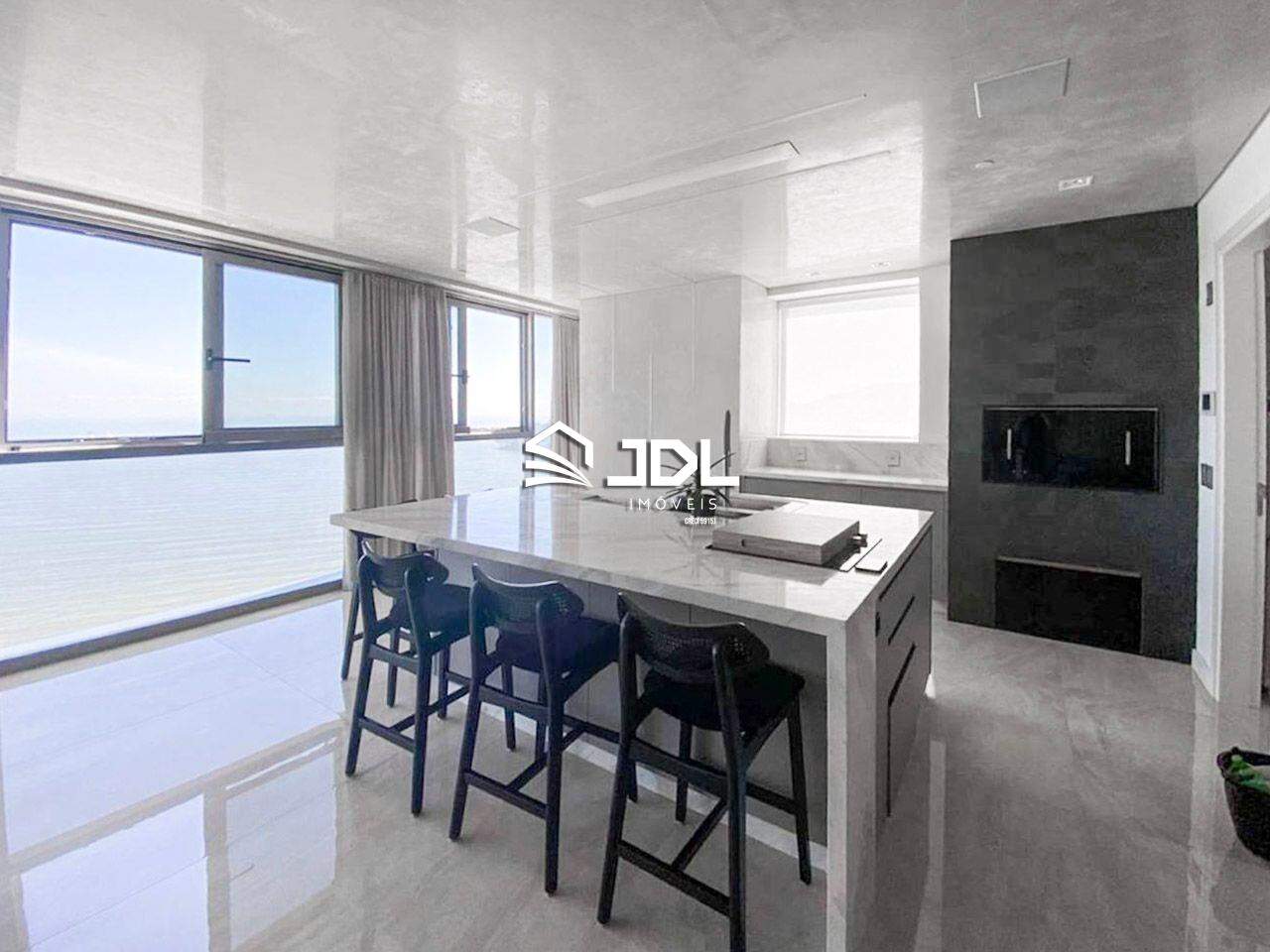 Apartamento à venda no bairro Centro: 