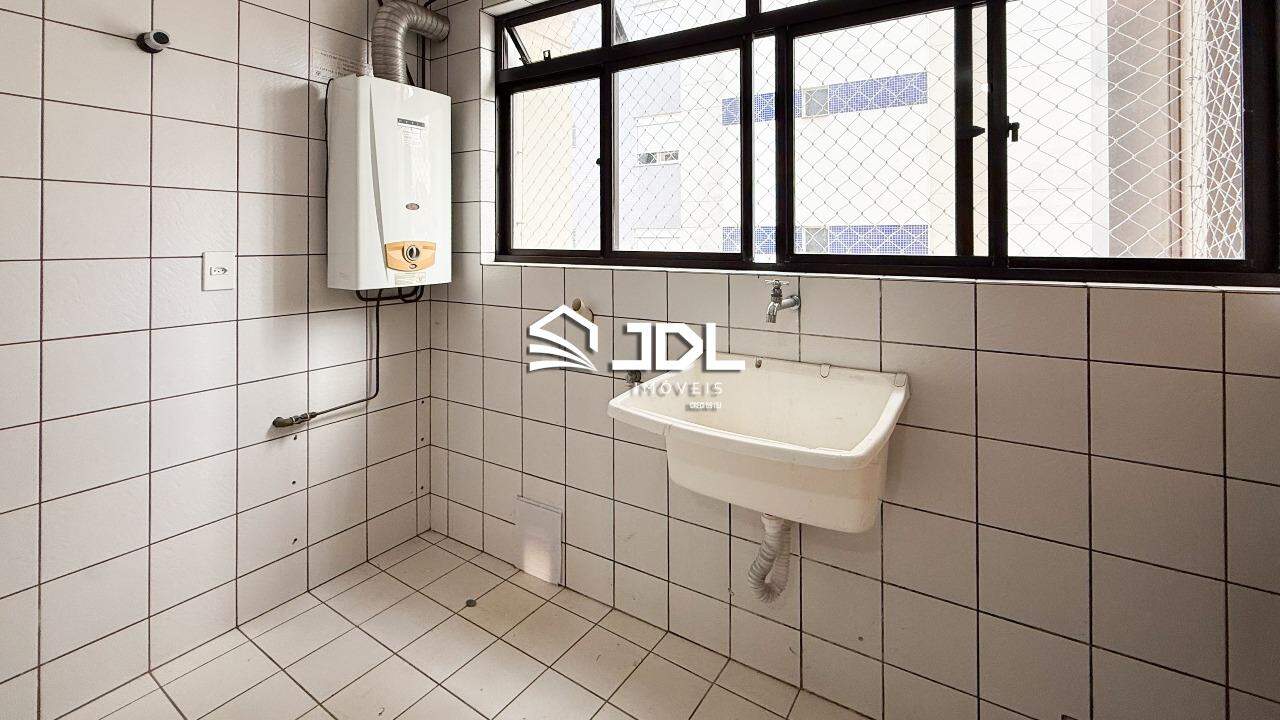 Apartamento à venda no bairro Vila Nova: 