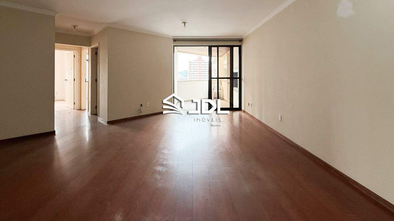 Apartamento à venda no bairro Vila Nova: