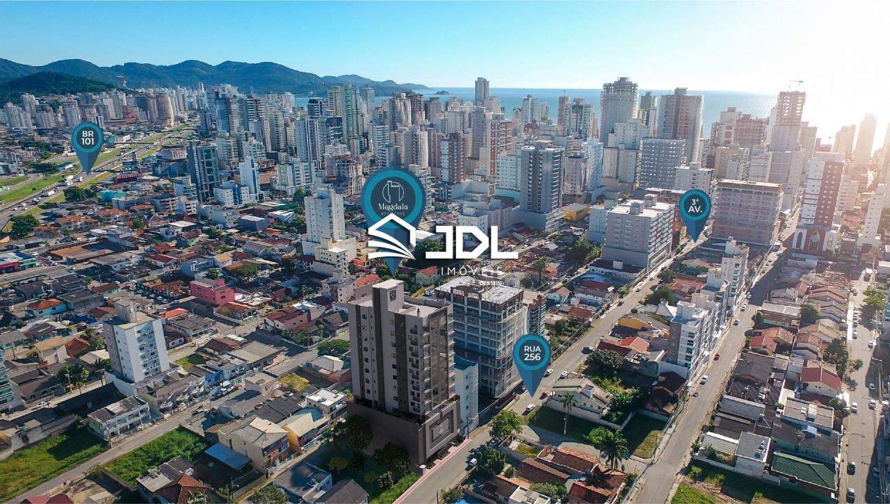 Apartamento à venda no bairro Meia Praia: 