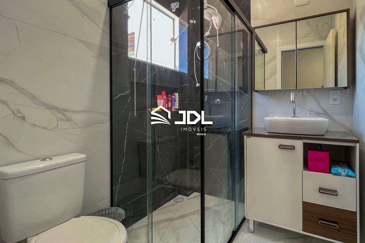 Casa à venda no bairro Escola Agrícola: 