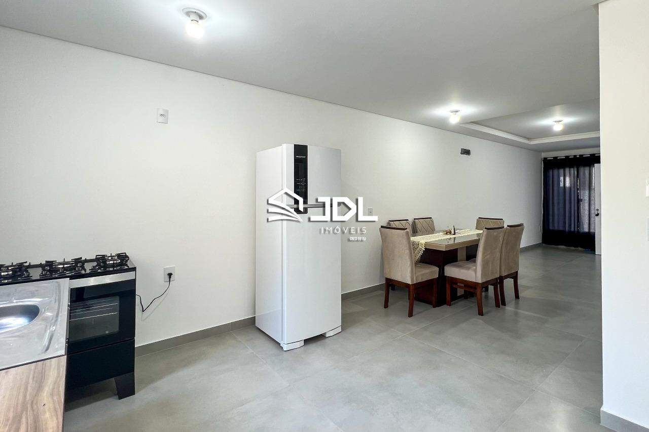 Casa à venda no bairro Escola Agrícola: 