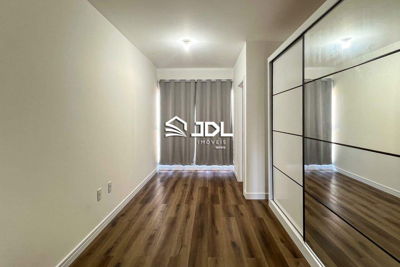 Casa à venda no bairro Escola Agrícola: 