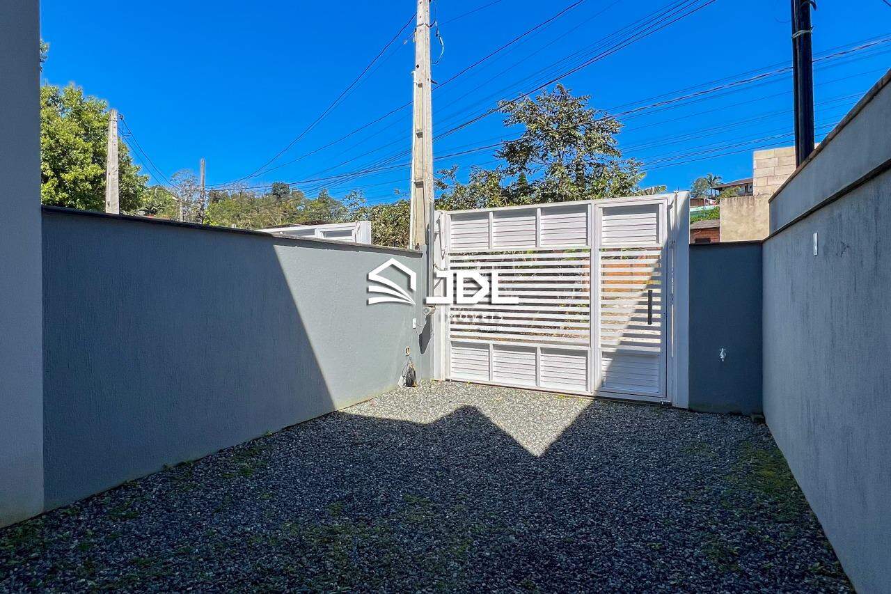 Casa à venda no bairro Escola Agrícola: 