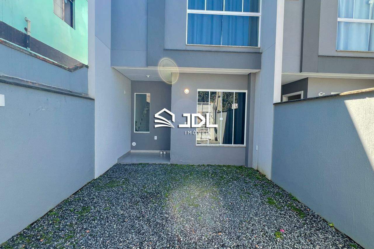 Casa à venda no bairro Escola Agrícola: 