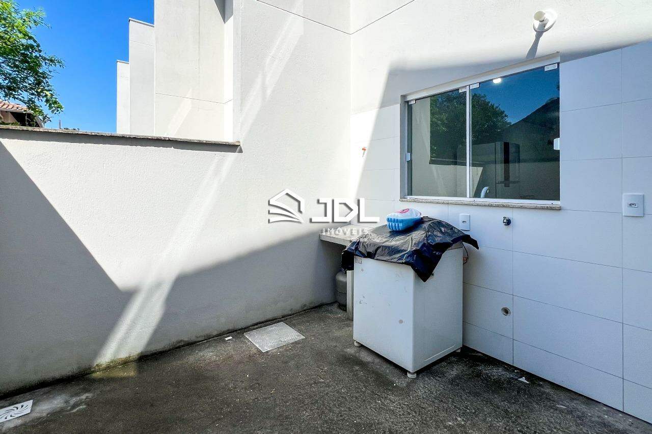 Casa à venda no bairro Escola Agrícola: 