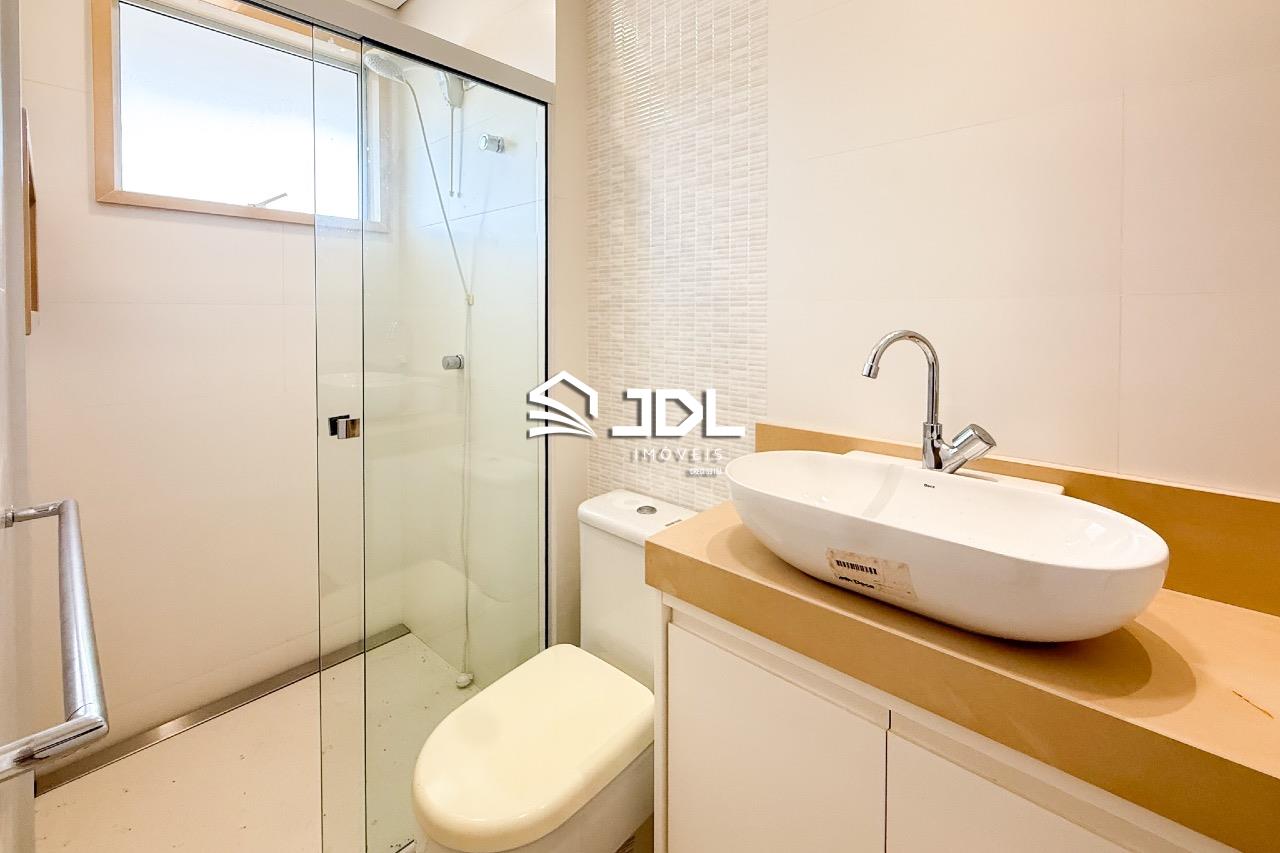 Apartamento à venda no bairro Ponta Aguda: 