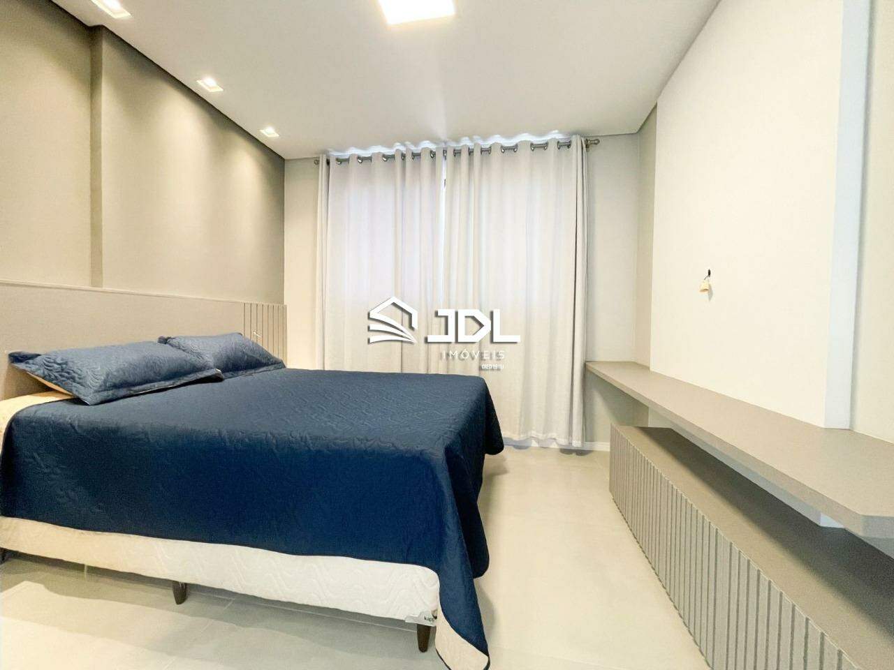 Apartamento à venda no bairro Itacolomi: 