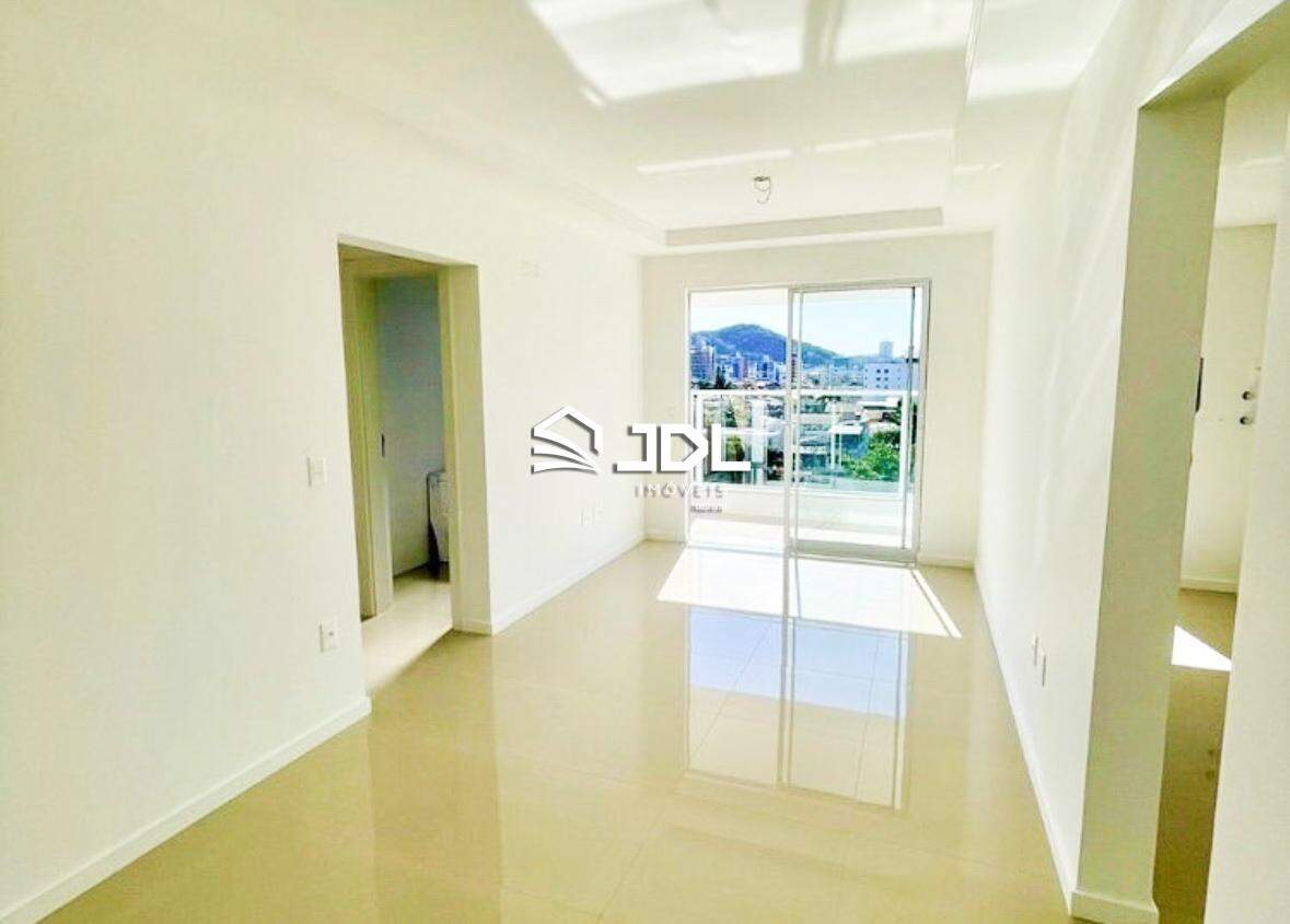 Apartamento à venda no bairro Tabuleiro: