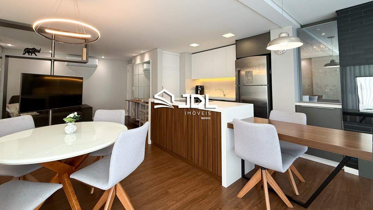 Apartamento à venda no bairro Velha: 