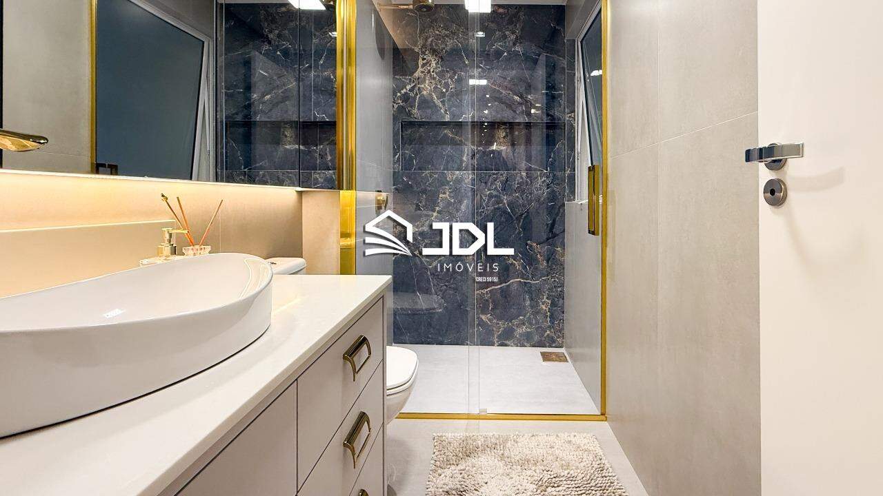 Apartamento à venda no bairro Ponta Aguda: 