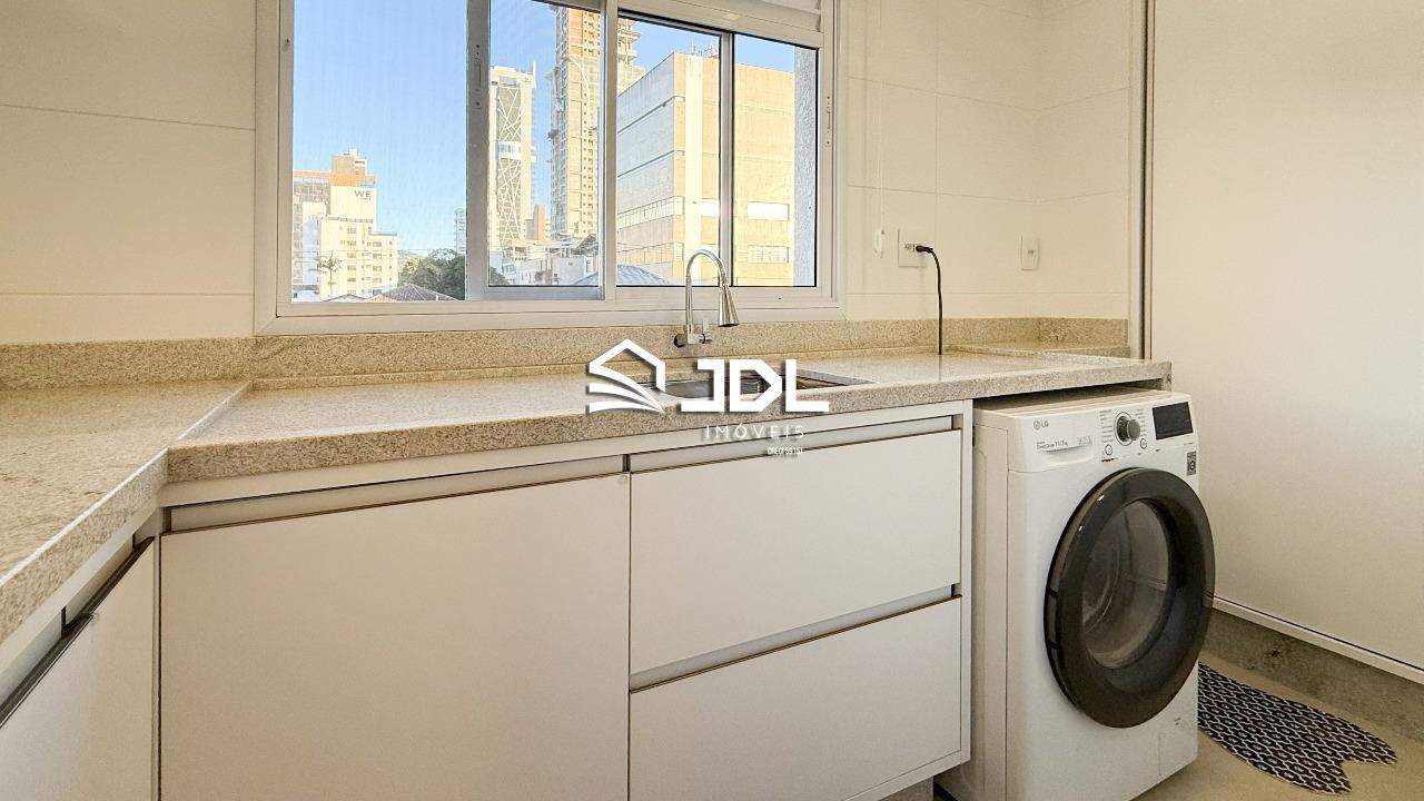 Apartamento à venda no bairro Ponta Aguda: 