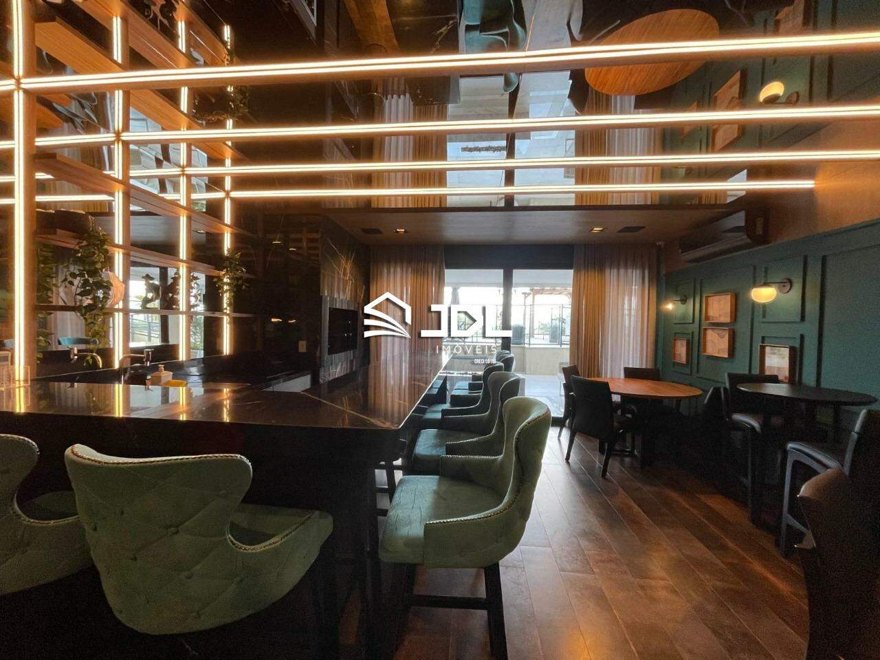 Apartamento à venda no bairro Itacolomi: 