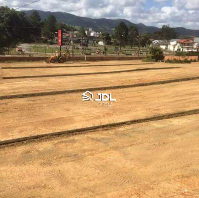 Terreno à venda no bairro Centro: 