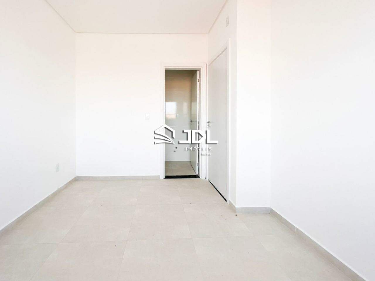 Apartamento à venda no bairro Itajuba: 
