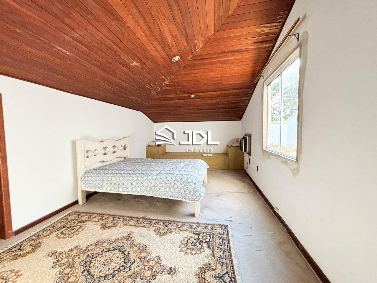 Casa à venda no bairro Garcia: 