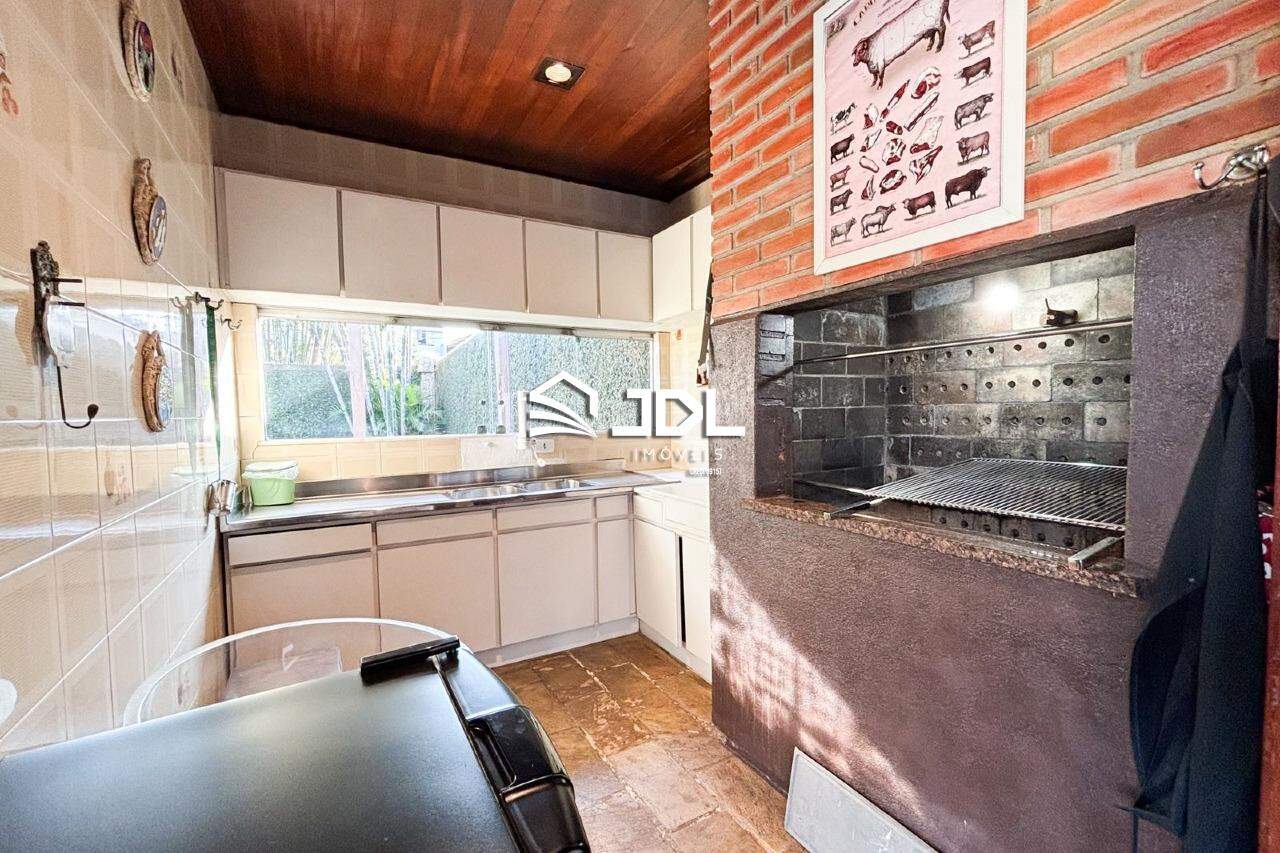 Casa à venda no bairro Garcia: 