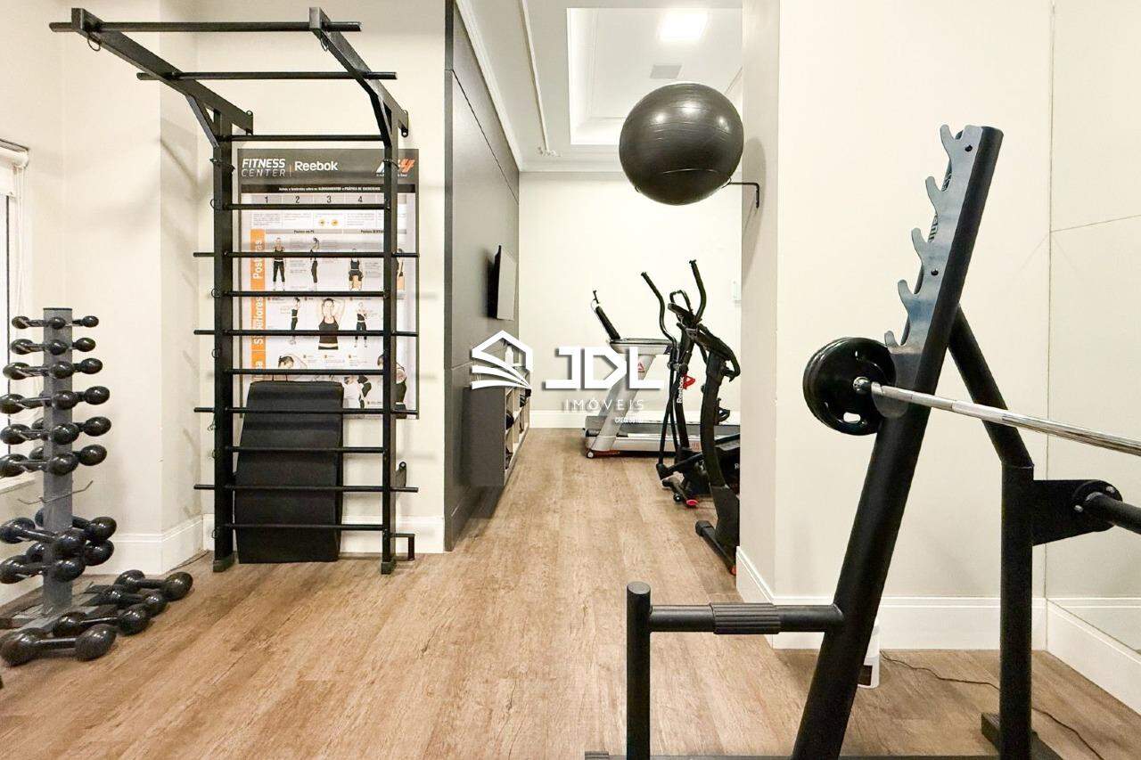 Apartamento à venda no bairro Meia Praia: 