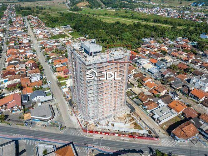 Cobertura à venda no bairro Centro: 