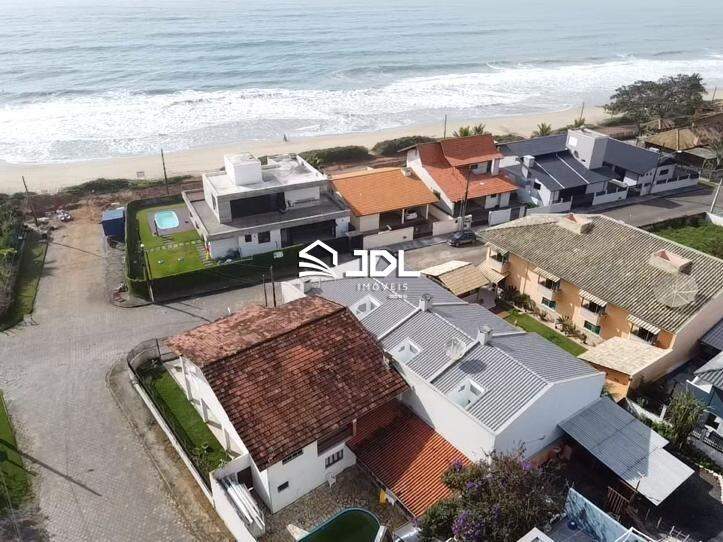 Casa à venda no bairro Centro: 