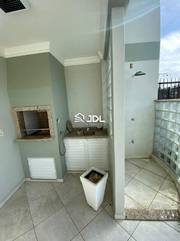 Casa à venda no bairro Centro: 