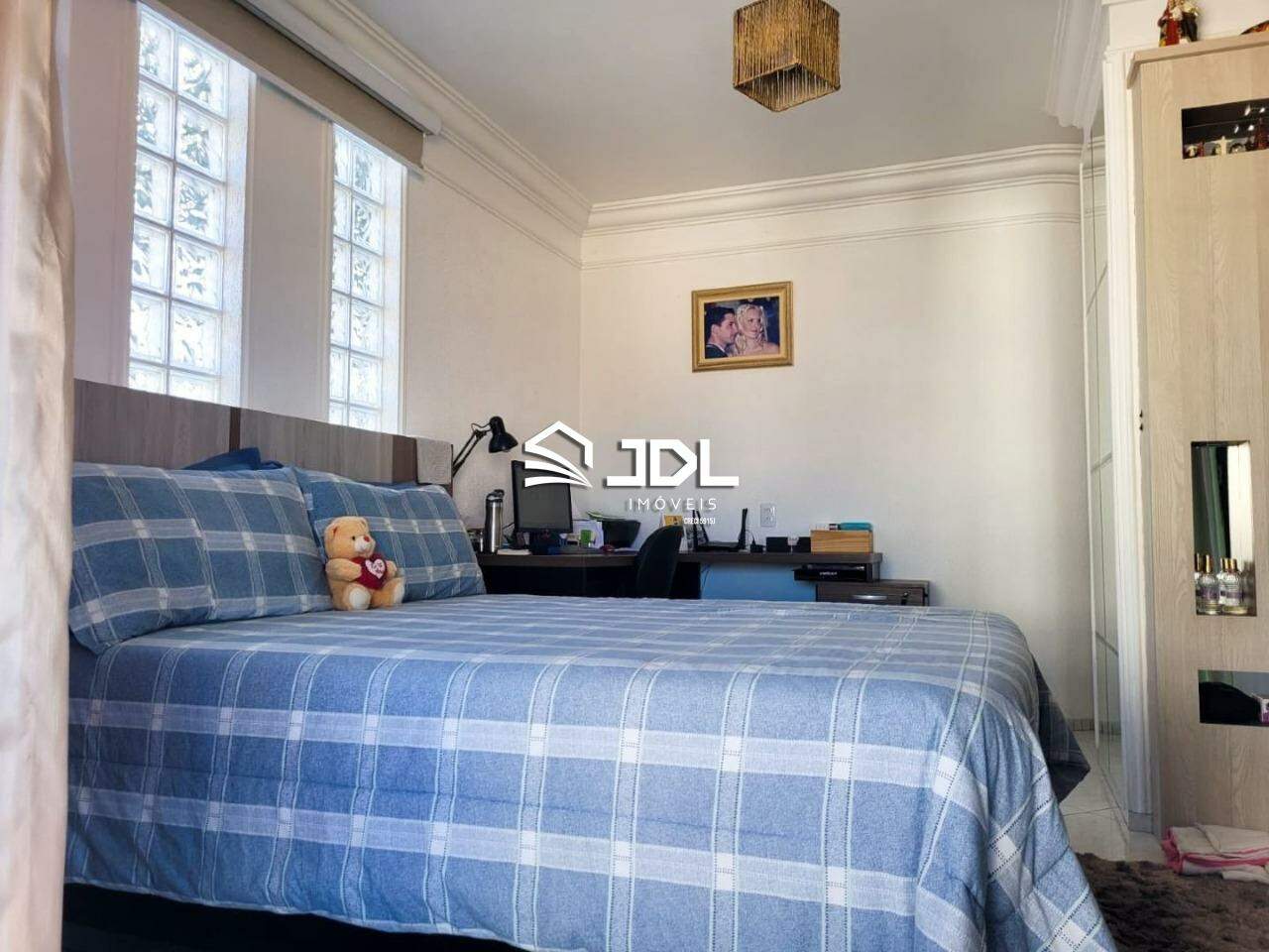 Casa à venda no bairro Centro: 