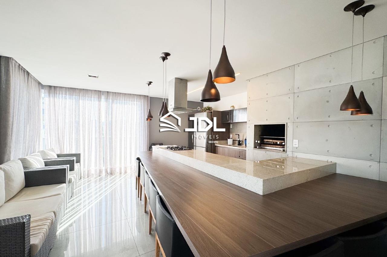 Apartamento à venda no bairro Velha: 