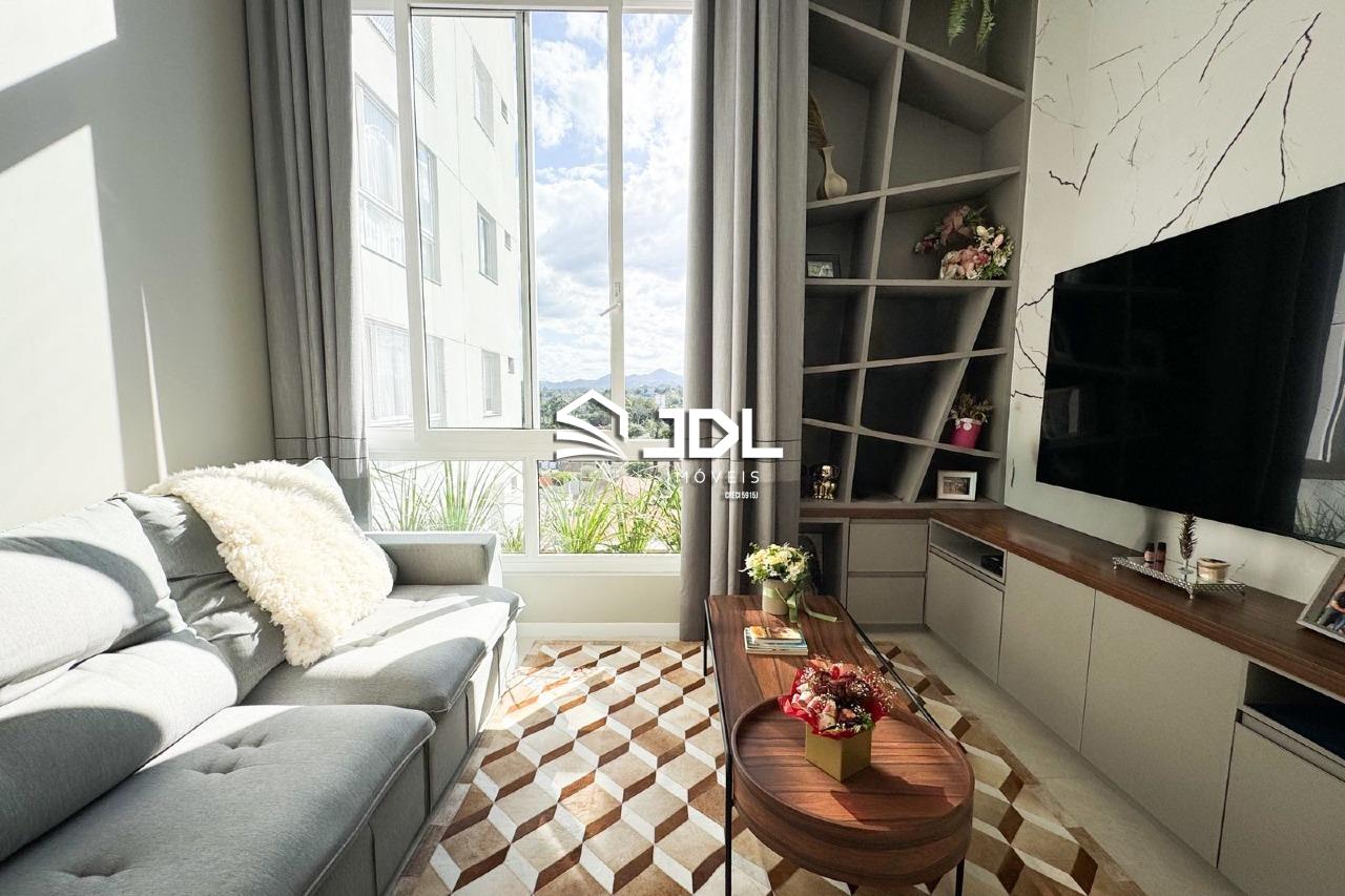 Apartamento à venda no bairro Velha: 