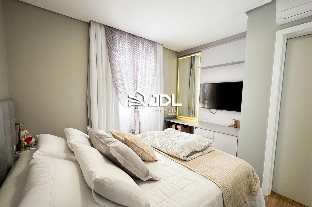 Apartamento à venda no bairro Velha: 