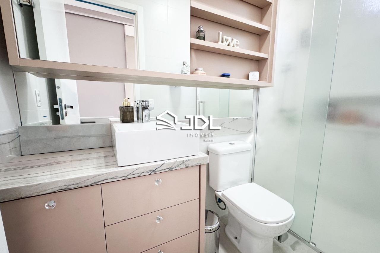 Apartamento à venda no bairro Velha: 