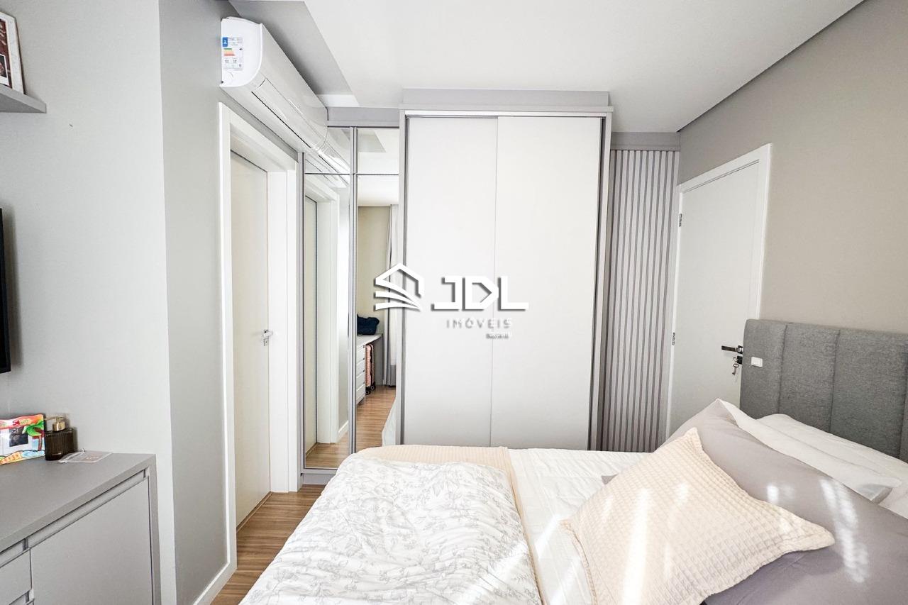 Apartamento à venda no bairro Velha: 