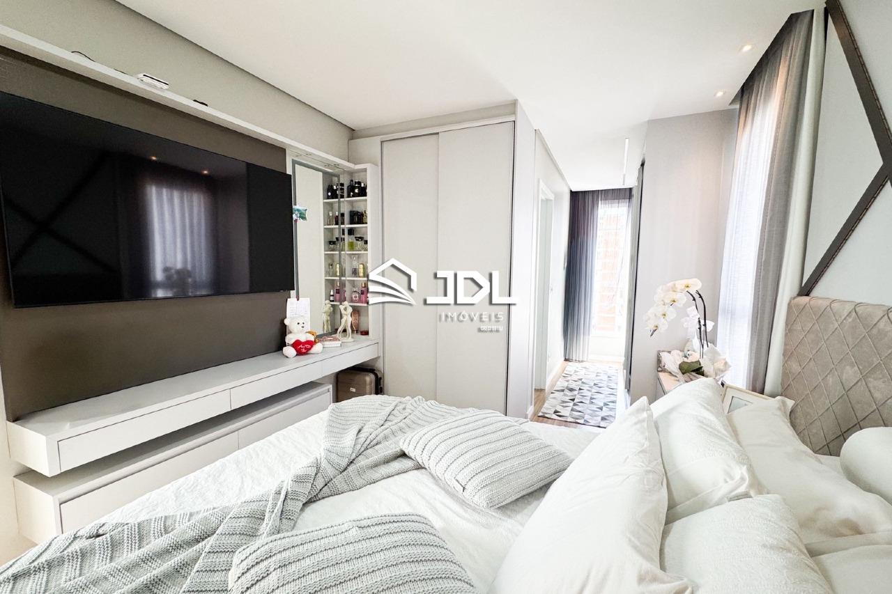 Apartamento à venda no bairro Velha: 