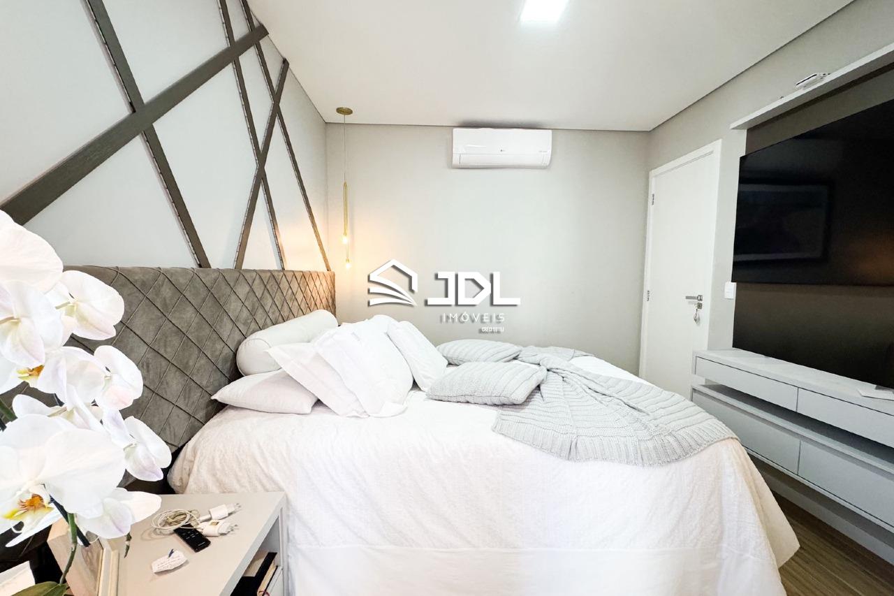 Apartamento à venda no bairro Velha: 