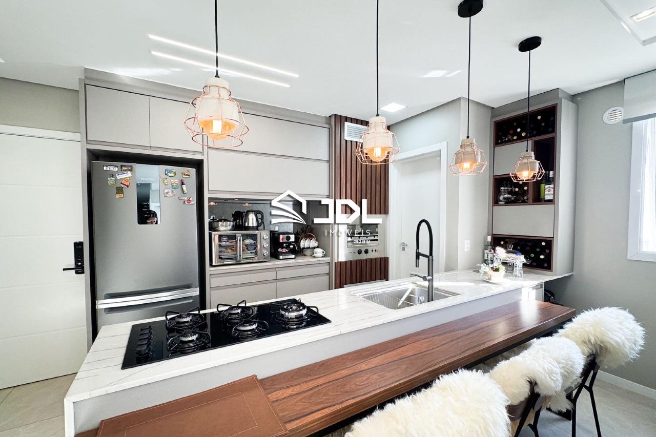 Apartamento à venda no bairro Velha: 