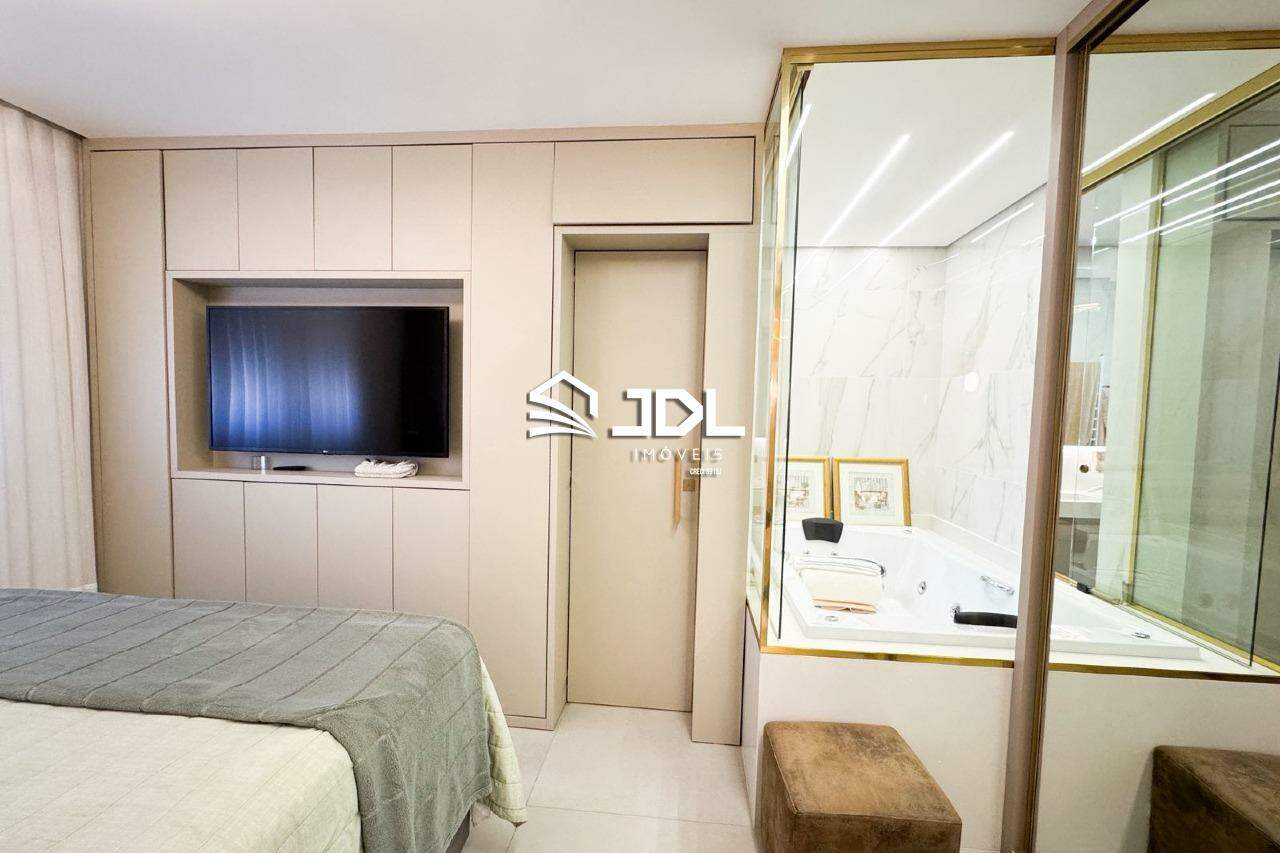 Apartamento à venda no bairro Velha: 